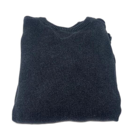 Cozy Dark Gray Men's Crew Neck Sweater - Picture 3 of 3